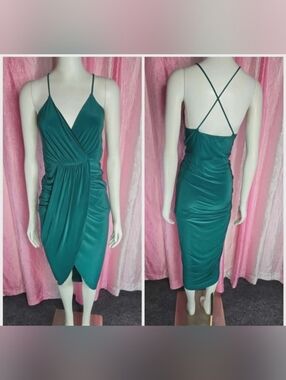 Charlotte Russe Y2K Emerald Green Ruched Lined Cocktail Dress Size Small